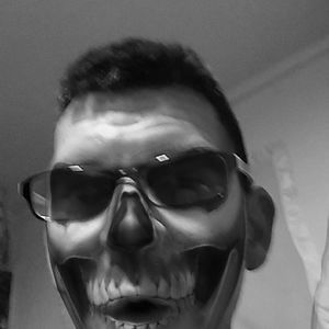 Meet your Posher, Aaron